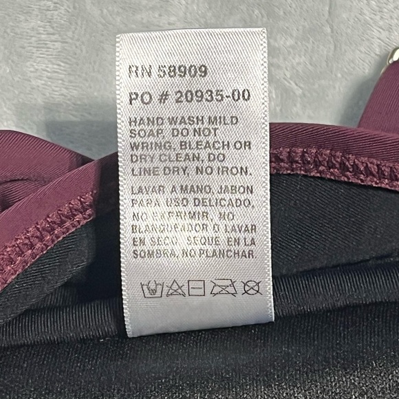 Gianni Bini High Waisted Bandeau Top Bikini Set Reversible Bottoms Maroon EUC - Picture 10 of 12